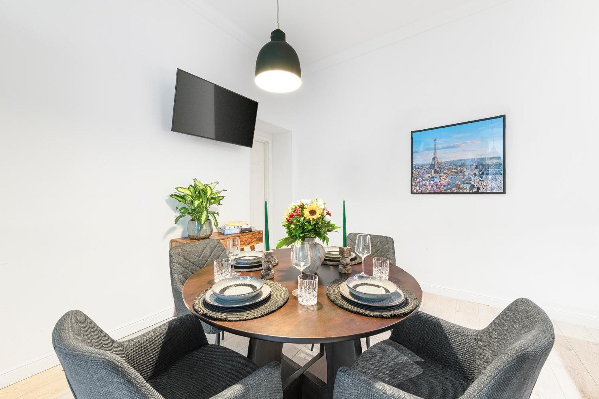 The Lohmeyerstr Iii, Lovely 2 Bedroom Group & Family Friendly, 2- 4 Guests — Fotos 3